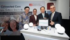 Representatives from Subang Jaya Medical Centre and the Malaysian government pose during the launch of Connected Care